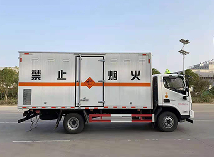 玉溪爆破器材运输车